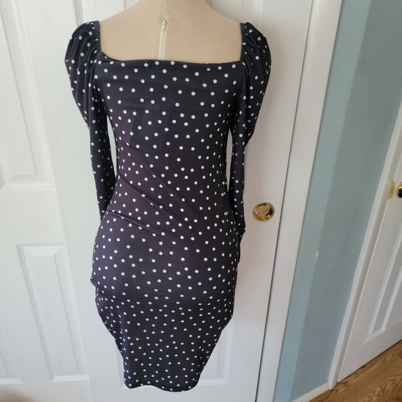 NWT Pretty Little Thing Polka Dot Ruched Front Long Sleeve Bodycon Dress 8 - Picture 6 of 13